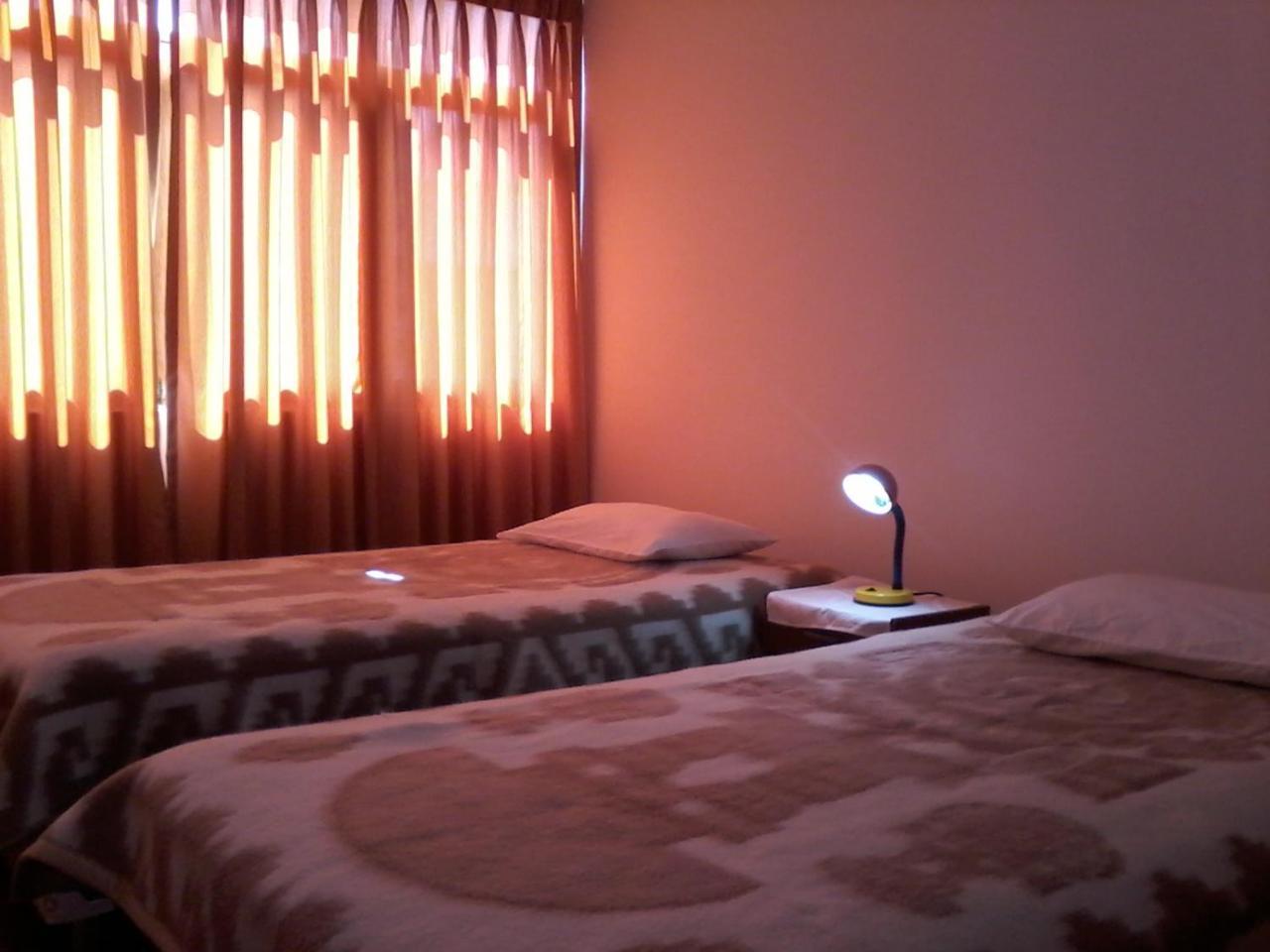 Royal Sweet Dreams Airport B&B Лима Екстериор снимка