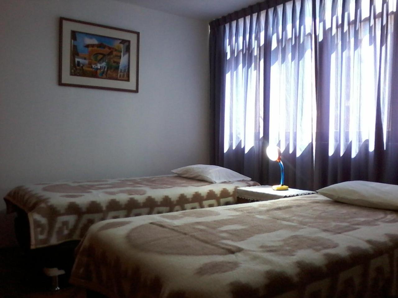 Royal Sweet Dreams Airport B&B Лима Екстериор снимка