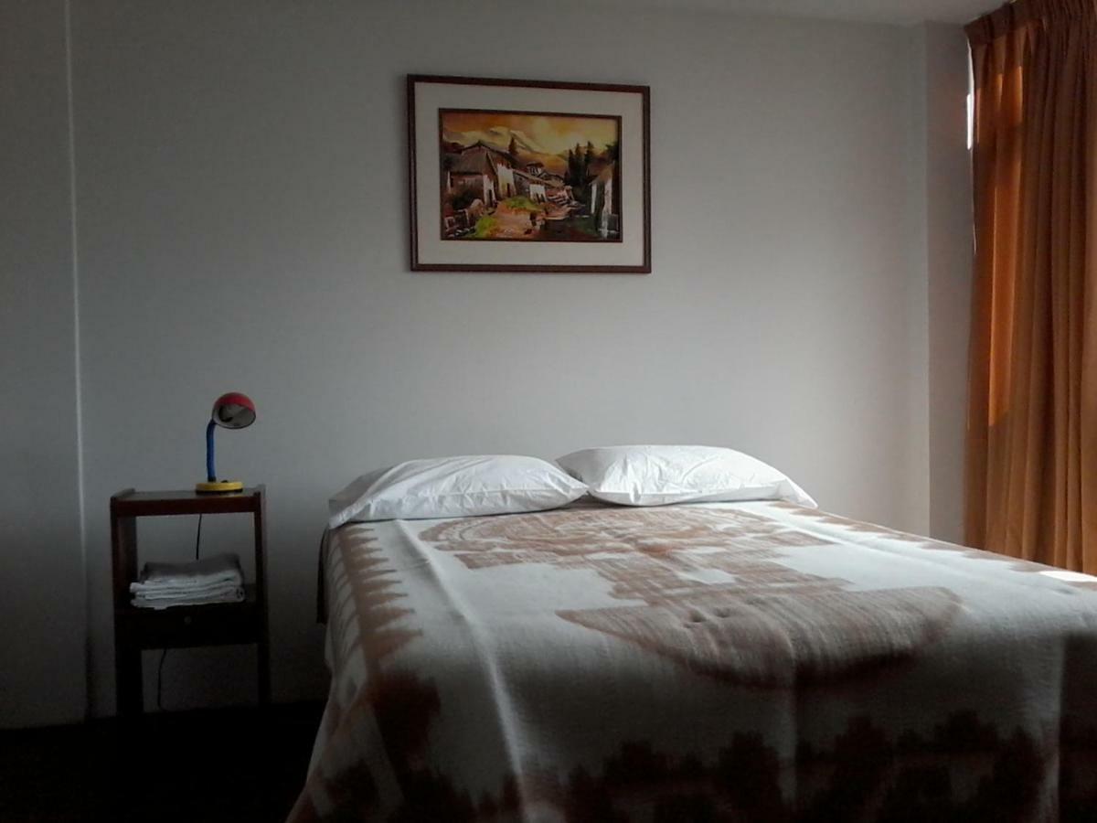 Royal Sweet Dreams Airport B&B Лима Екстериор снимка